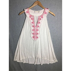 Womens Chelsea and Violet Tank Top Blouse Boho Beachy Embroidery v neck